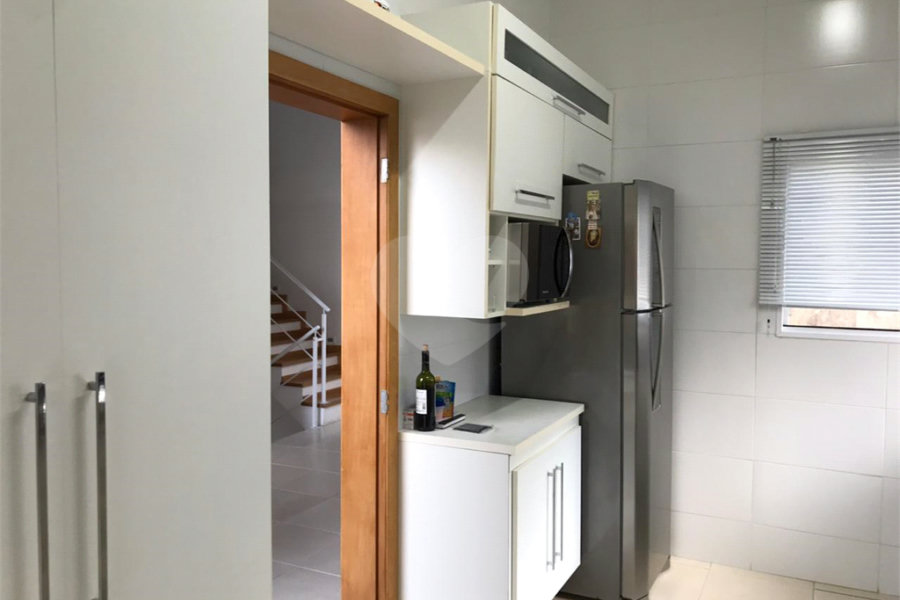 Casa à venda com 3 suítes no condomínio Alpes da Cantareira, Mairiporã - SP