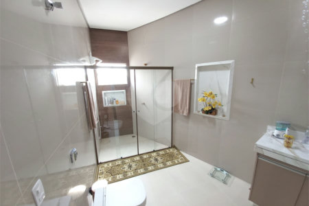 Casa à venda com 3 quartos, sendo 1 suíte,  no condomínio Villagio Milano, Sorocaba - SP