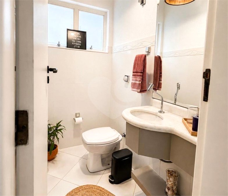 Casa à venda com 4 suítes no condomínio Tivoli, Sorocaba - SP