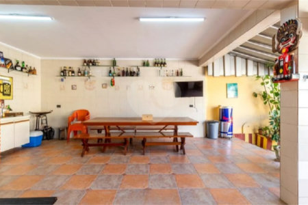 Sobrado à venda com 5 quartos, sendo 4 suítes, em Vila Galvão, Guarulhos, SP