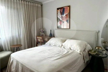 Apartamento à venda com 2 quartos em Vila Mariana, São Paulo, SP