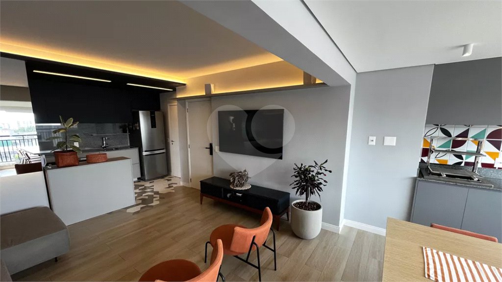 Apartamento à venda com 3 quartos, sendo 1 suíte,  em Jardim Pereira Leite, São Paulo, SP