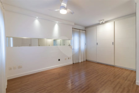 Apartamento à venda com 2 suítes em Pinheiros, São Paulo, SP