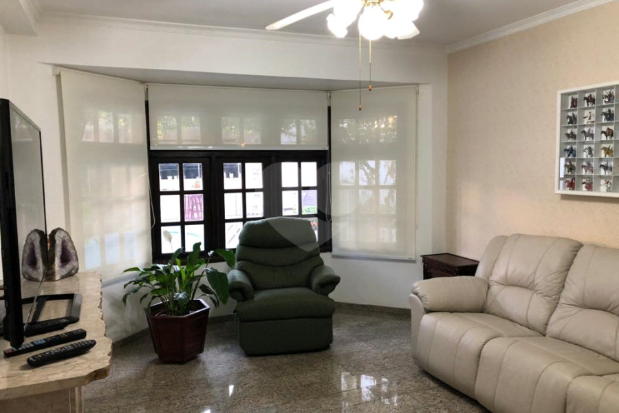 Sobrado à venda com 5 quartos, sendo 3 suítes, em Tremembé, São Paulo, SP