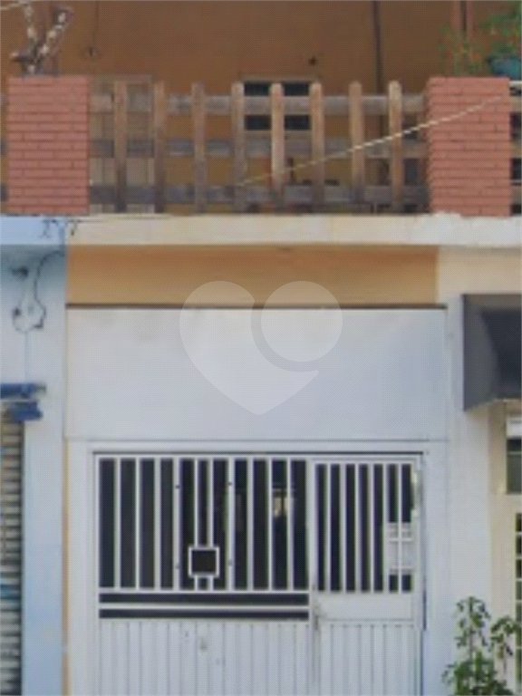 Salão à venda ou para alugar com 3 quartos, sendo 1 suíte, em Jardim Monjolo, São Paulo, SP