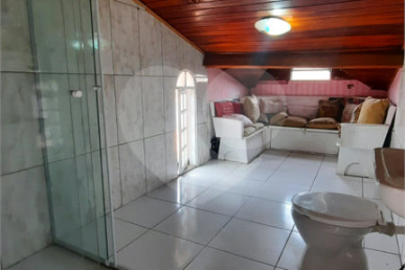 Sobrado para alugar com 3 quartos, sendo 2 suítes, em Interlagos, São Paulo, SP