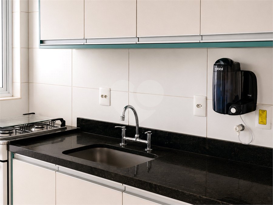 Apartamento à venda com 3 quartos, sendo 1 suíte, em Jardim das Acácias, São Paulo, SP