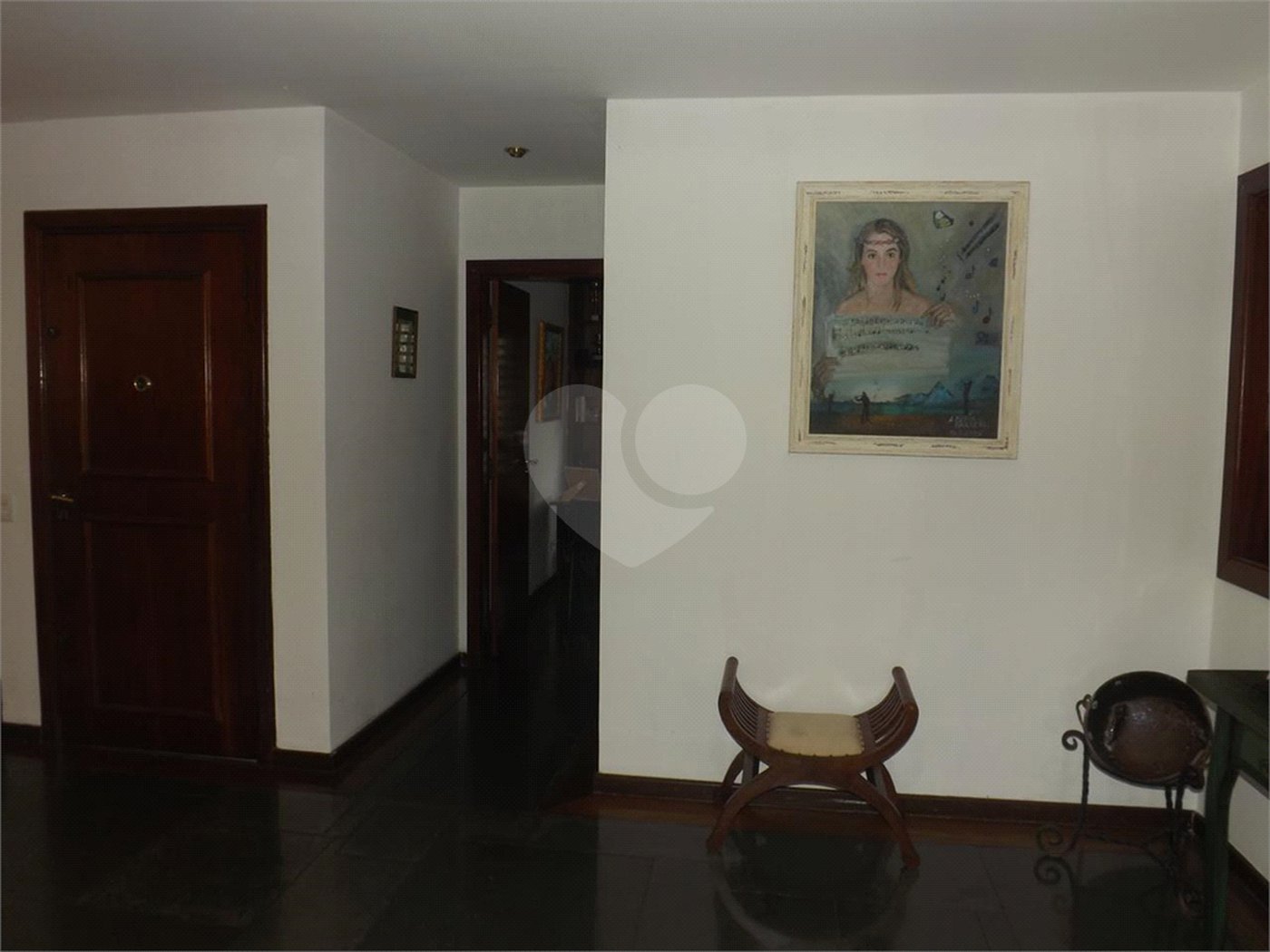 Casa à venda ou para alugar com 4 quartos, sendo 3 suítes,  no condomínio Villa das Flores, São Paulo - SP