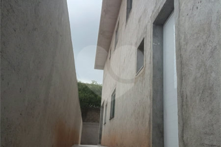 Sobrado à venda com 3 quartos, sendo 1 suíte, em Jardim do Lago, Atibaia, SP