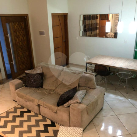 Casa à venda com 3 quartos, sendo 1 suíte, em Vila Humaitá, Santo André, SP