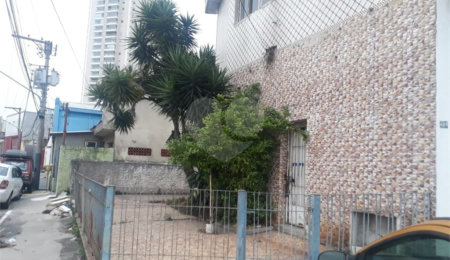 Sobrado à venda ou para alugar com 3 quartos em Vila Carrão, São Paulo, SP