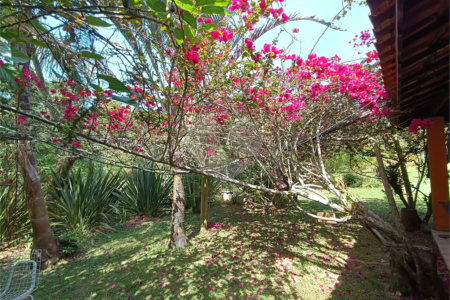Chácara à venda com 5 quartos, sendo 3 suítes, em Vila Darcy Penteado (mailasqui), São Roque, SP