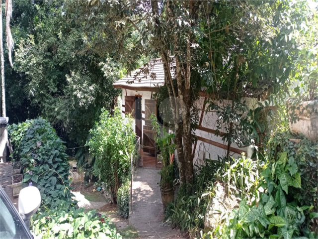 Casa Térrea à venda com 3 quartos, sendo 1 suíte,  em Serra da Cantareira, Mairiporã, SP