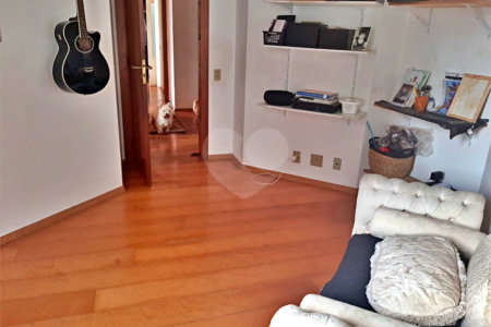 Apartamento à venda com 4 quartos, sendo 3 suítes,  em Itaim Bibi, São Paulo, SP