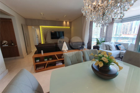 Apartamento à venda com 4 quartos, sendo 3 suítes,  em Vila Santo Estevão, São Paulo, SP