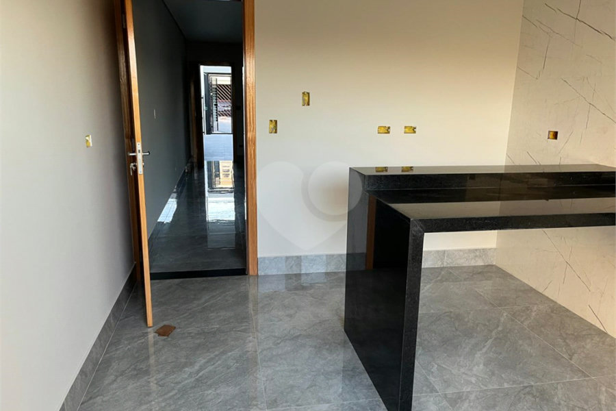 Sobrado à venda com 3 quartos, sendo 1 suíte, em Jardim Maristela, São Paulo, SP