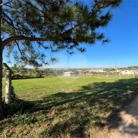 Terreno à venda em Condomínio Residencial Pinheiros do Lago, Alambari, SP