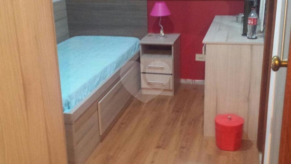 Sobrado à venda com 5 quartos, sendo 3 suítes, em Tremembé, São Paulo, SP