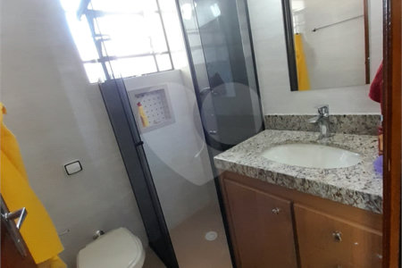 Sobrado à venda com 3 quartos, sendo 1 suíte, em Vila Mazzei, São Paulo, SP