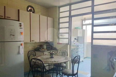 Apartamento à venda com 3 quartos, sendo 1 suíte, em Bom Retiro, São Paulo, SP