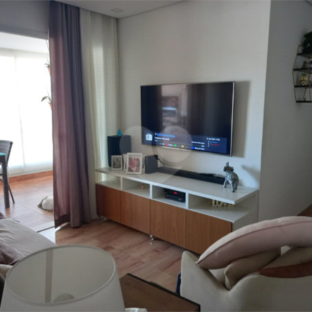 Apartamento à venda com 3 quartos, sendo 1 suíte, em Vila Maria Alta, São Paulo, SP