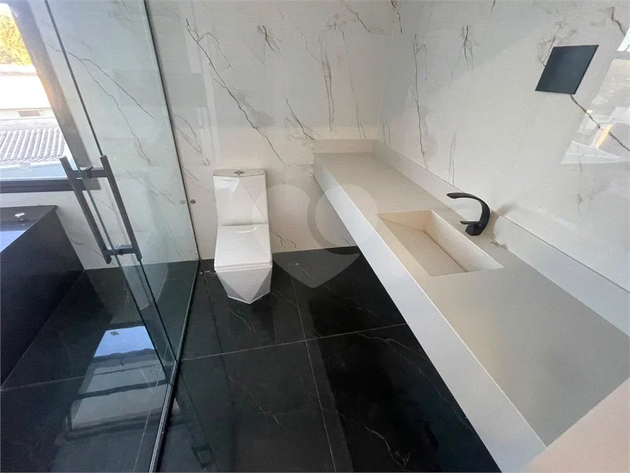 CASA ALTO PADRÃO | 5 SUÍTES | CONDOMÍNIO CLUBE – ATIBAIA