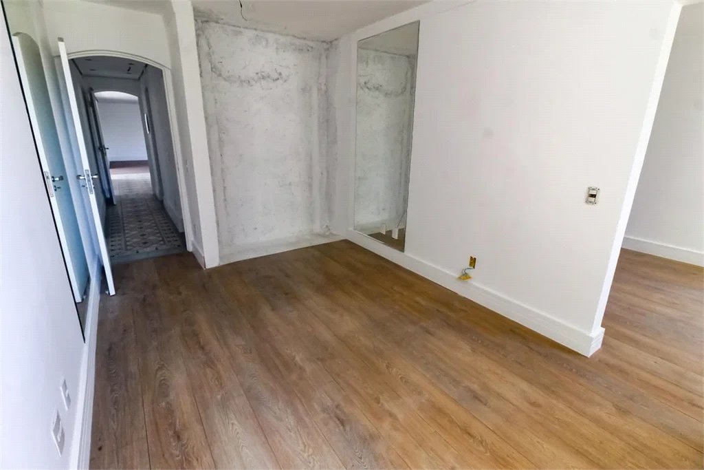 Apartamento à venda com 3 quartos, sendo 2 suítes, em Vila Andrade, São Paulo, SP