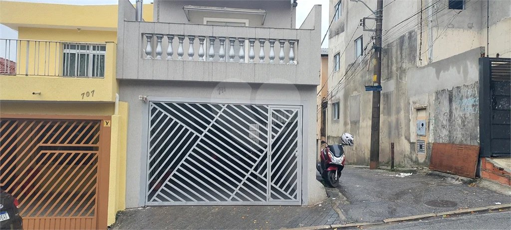 Casa à venda com 3 quartos, sendo 1 suíte,  em Vila Gustavo, São Paulo, SP