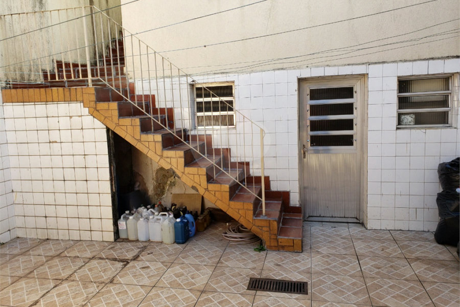 Sobrado à venda com 3 quartos, sendo 1 suíte,  em Vila Gustavo, São Paulo, SP