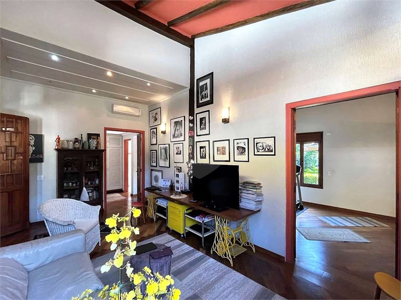 Casa à venda com 4 suítes no condomínio Jardim Mediterrâneo, Cotia - SP