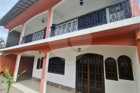 Casa à venda com 3 quartos, sendo 1 suíte, em Campo Grande, Rio de Janeiro, RJ