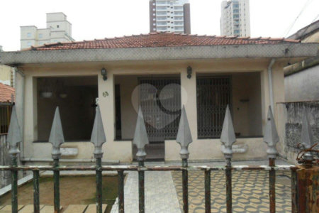Casa Térrea à venda com 3 quartos em Santa Teresinha, São Paulo, SP