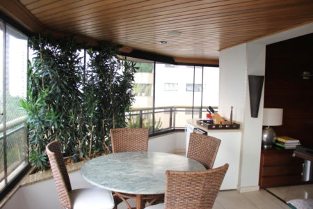Apartamento à venda com 4 suítes em Vila Suzana, São Paulo, SP