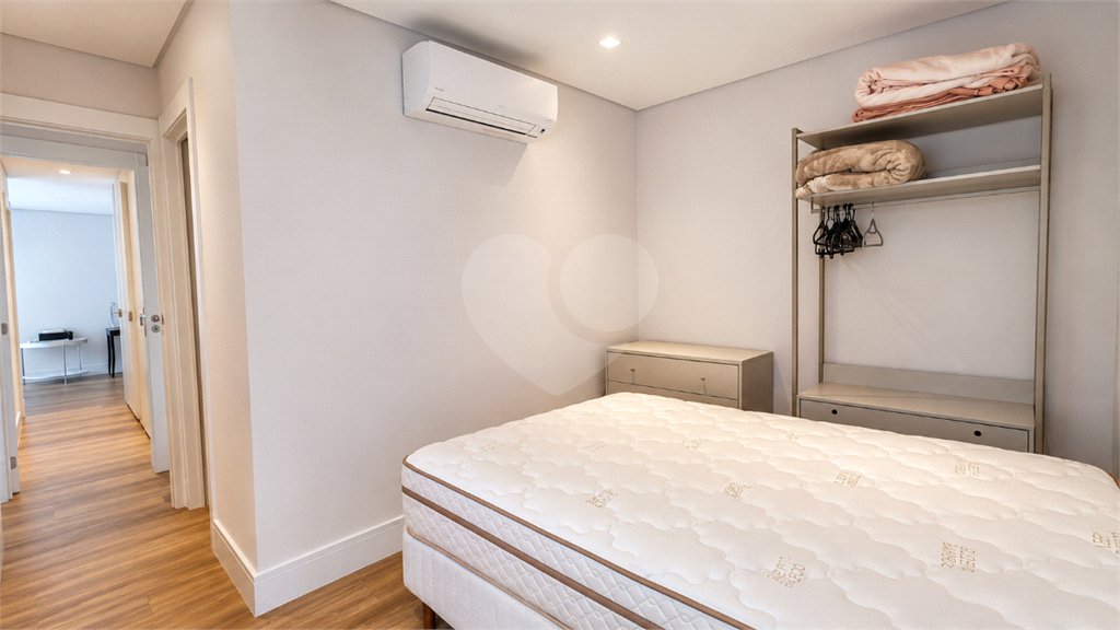 Apartamento à venda com 3 suítes em Indianópolis, São Paulo, SP