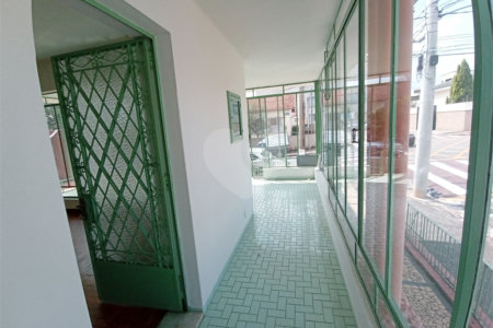 Casa à venda com 3 quartos no Centro, Vinhedo, SP