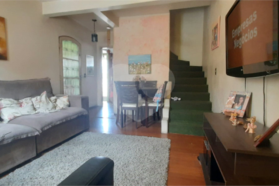 Sobrado à venda com 2 quartos em Tremembé, São Paulo, SP