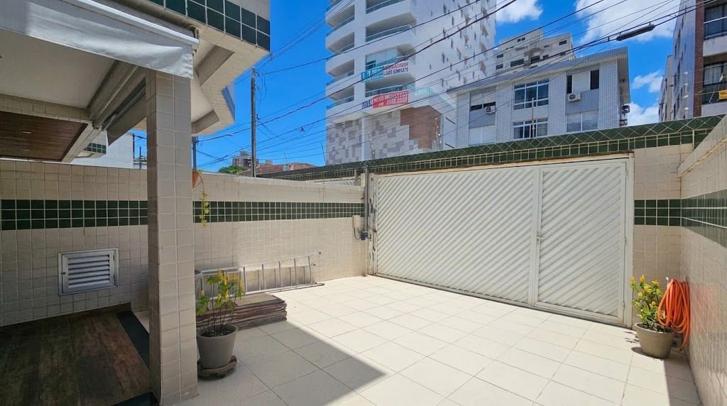 Casa com 4 dormitórios à venda, 166 m² por R$ 2.750.000,00 - Ponta da Praia - Santos/SP