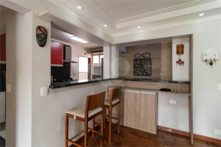 Apartamento à venda com 3 quartos em Vila Pompéia, São Paulo, SP