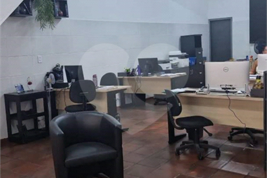 Sobrado à venda com 4 quartos, sendo 1 suíte,  em Vila Maria, São Paulo, SP
