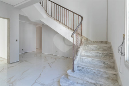 Apartamento à venda com 7 suítes em Santa Cecília, São Paulo, SP