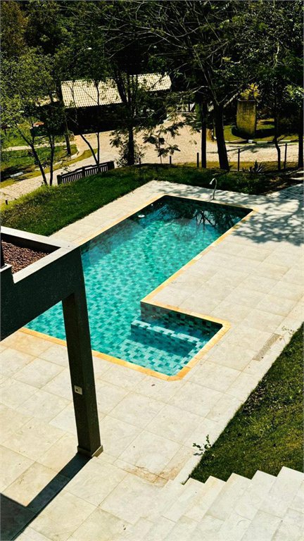Casa à venda com 4 suítes no condomínio Associação Portal Ouro Verde, Atibaia - SP