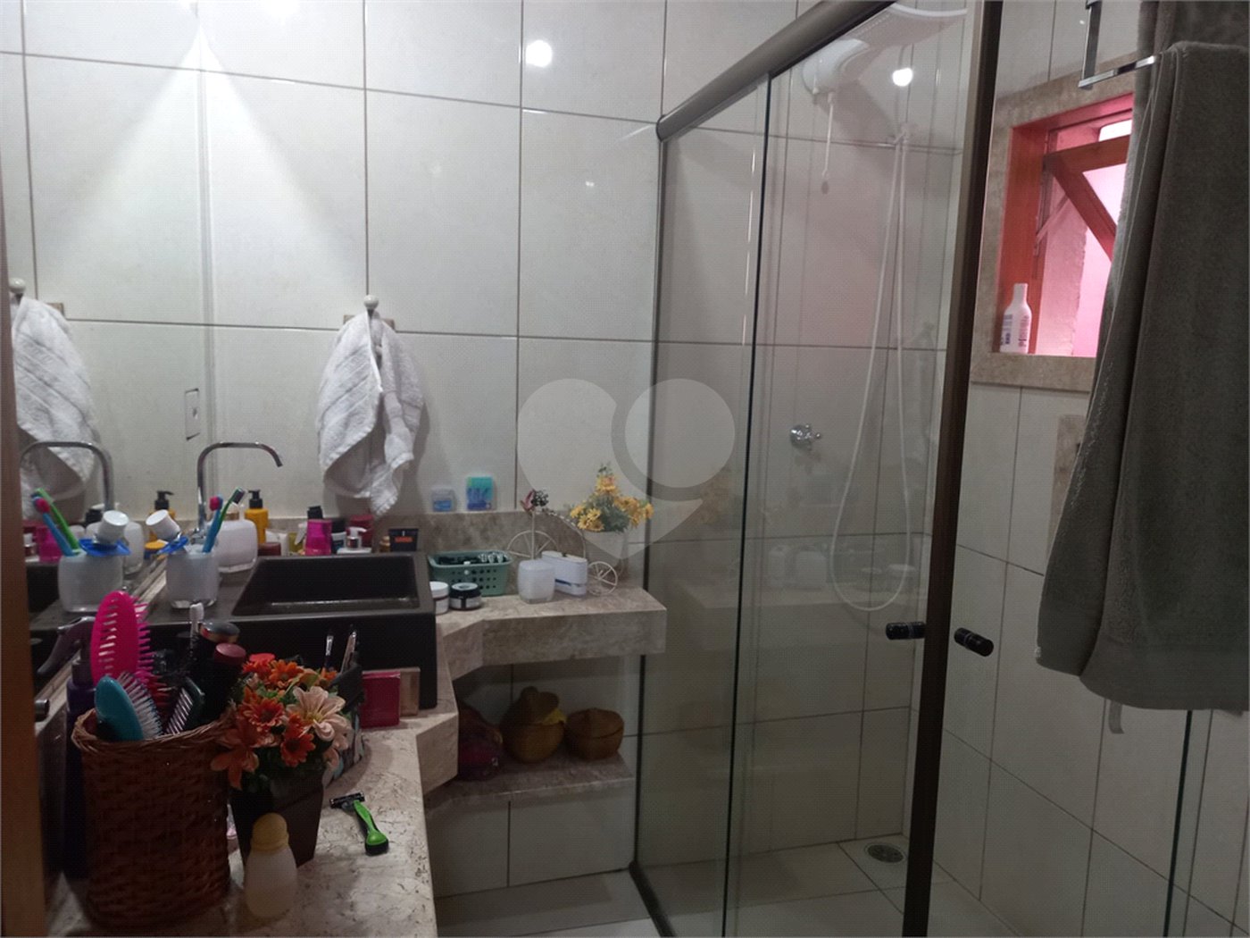 Casa à venda com 3 quartos, sendo 1 suíte, em Parque Novo Mundo, São Paulo, SP