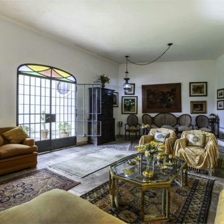 Casa à venda com 4 quartos, sendo 2 suítes, em Jardim Leonor, São Paulo, SP