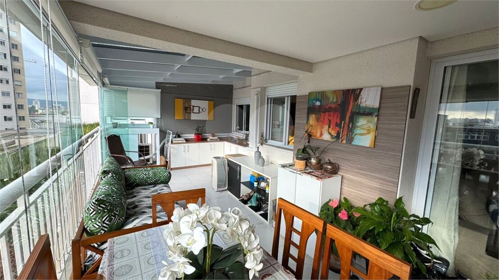 Apartamento à venda com 2 quartos, sendo 1 suíte, em Barra Funda, São Paulo, SP