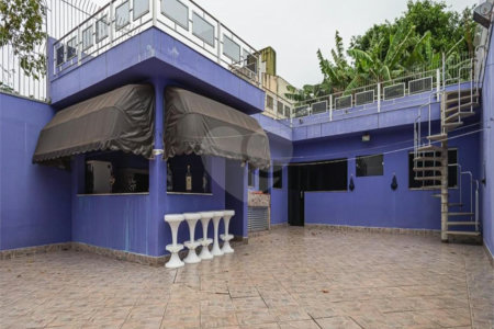 Casa à venda com 4 quartos, sendo 3 suítes,  em Osvaldo Cruz, São Caetano do Sul, SP