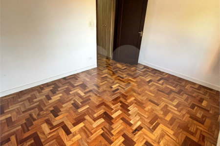Sobrado à venda com 4 quartos, sendo 2 suítes, em Jaguaré, São Paulo, SP