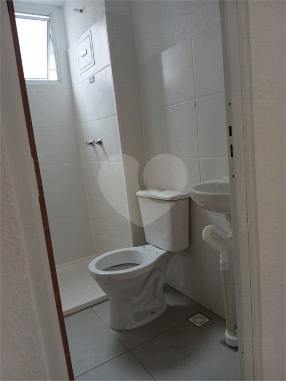 Apartamento para alugar com 2 quartos em Santa Cruz, Rio de Janeiro, RJ