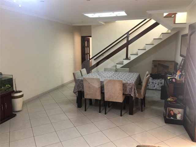 Sobrado à venda com 3 quartos, sendo 1 suíte,  em Vila Moreira, Guarulhos, SP