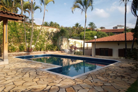 Casa à venda ou para alugar com 3 quartos, sendo 1 suíte, no condomínio Recanto Florido, Vinhedo - SP