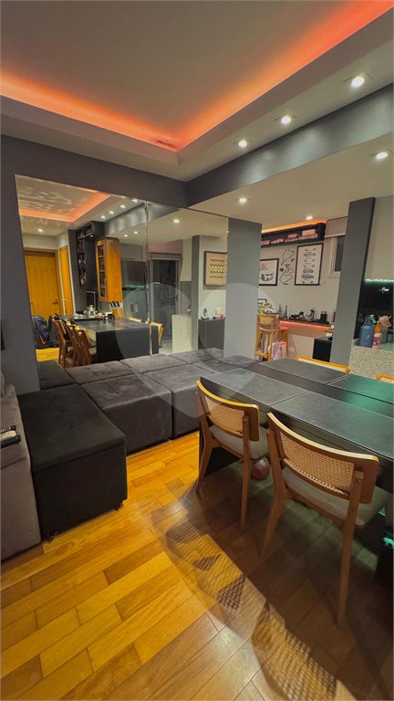 Apartamento à venda com 2 quartos, sendo 1 suíte, em Vila Olímpia, São Paulo, SP